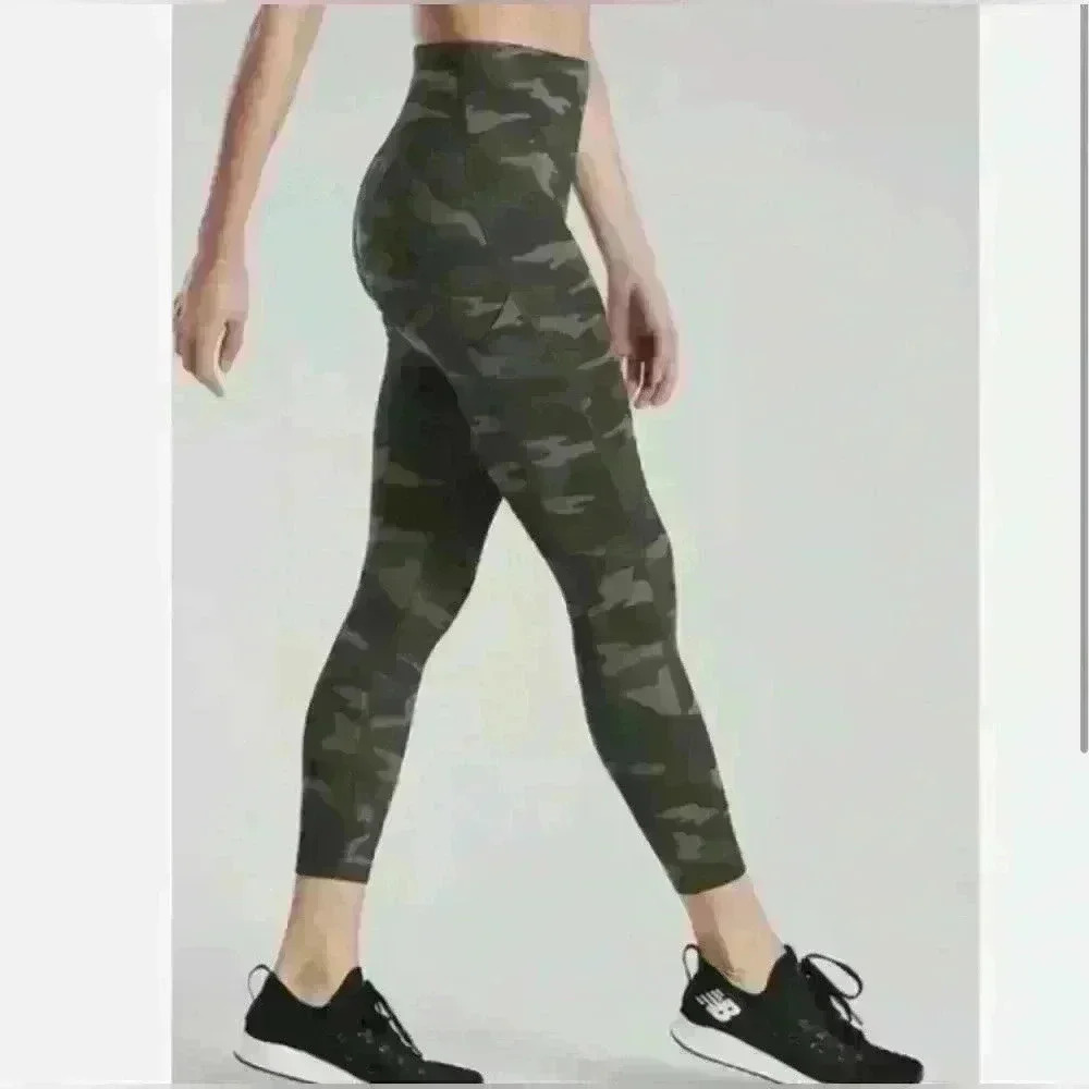 Athleta‎ Ultimate 7/8 Pants Tights Leggings Camo Green Leggings